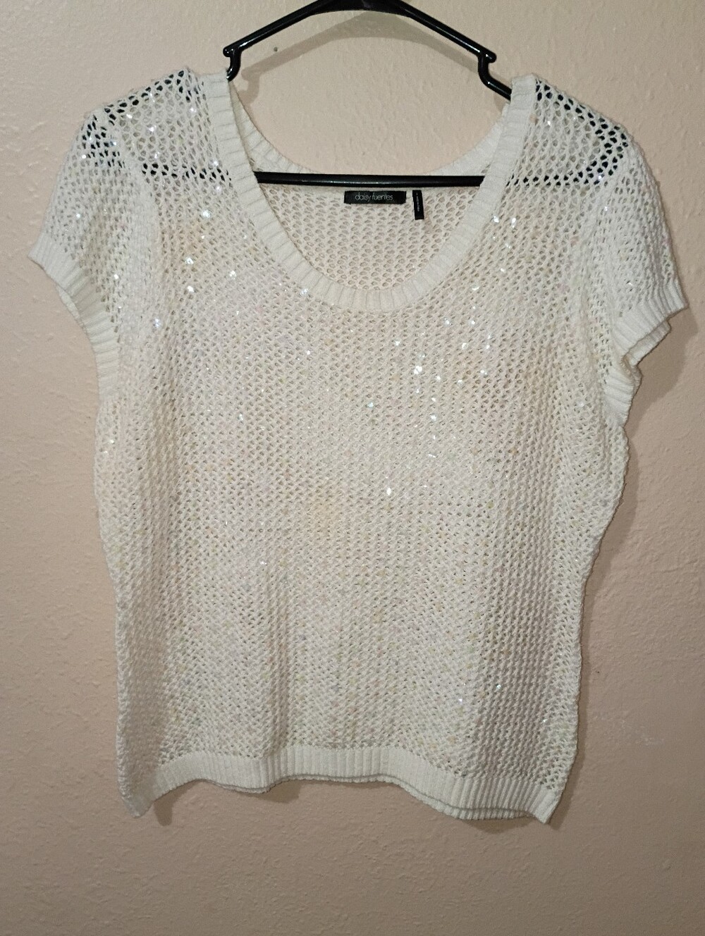 Daisy Fuentes Size Large White Sequin Open Knit Short Sleeve Top